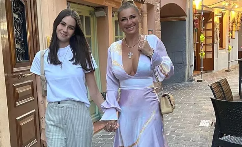 Rebecca Dumitrescu Prodan (8)