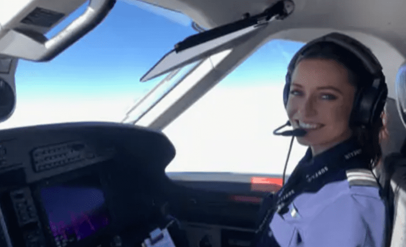 Screenshot_2020-11-17 Skywest-Airline Diese Crew besteht aus Mutter und Tochter - Blick(3)