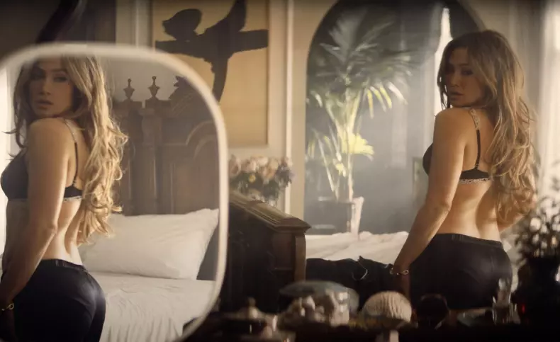 Jennifer Lopez est l'égérie de la marque de lingerie italienne Intimissimi.