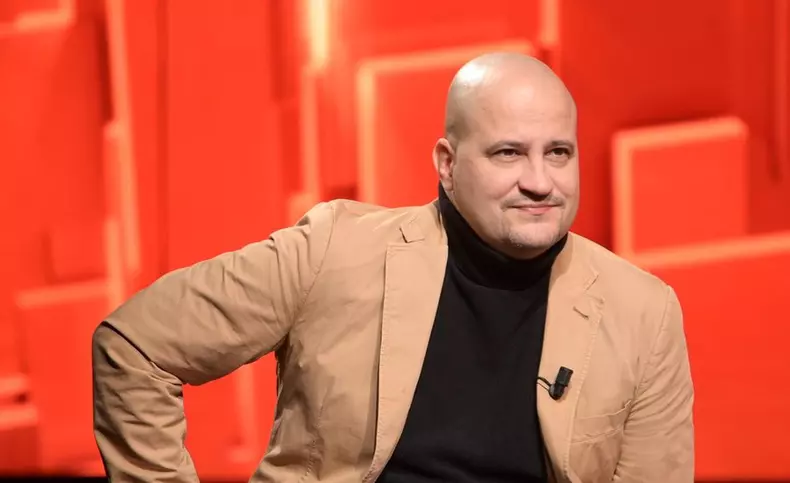 serban huidu revine la prima tv cu un nou sezon cronica carcotasilor