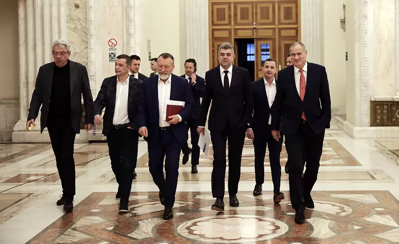 comasare-alegeri-nicolae-ciuca-marcel-ciolacu-foto-dumitru-angelescu-14
