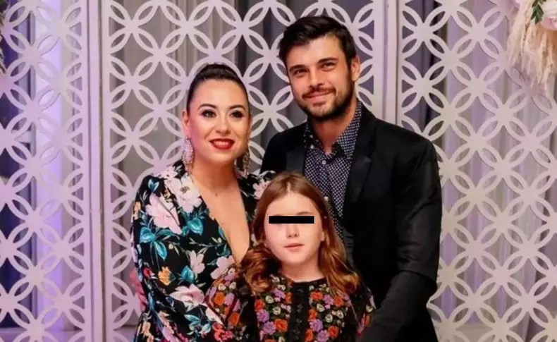 Oana Roman, Isabela și Marius Elisei