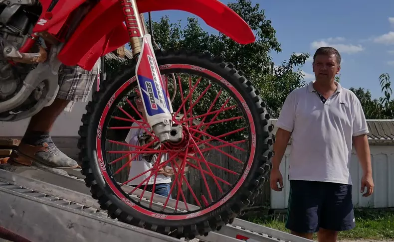 De ce se întorc românii acasă