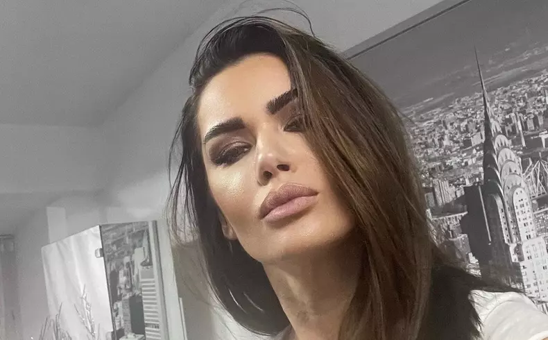 oana zavoranu masina scoasa la licitatie 4