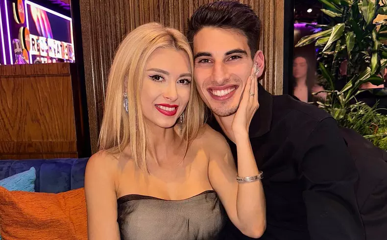 andreea balan victor cornea pleaca din romania