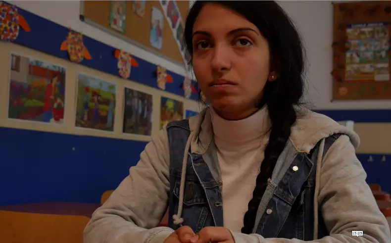 La 19 ani în clasa întâi