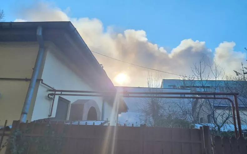 incendiu-depozit-iuliu-maniu-bucuresti-roalert12