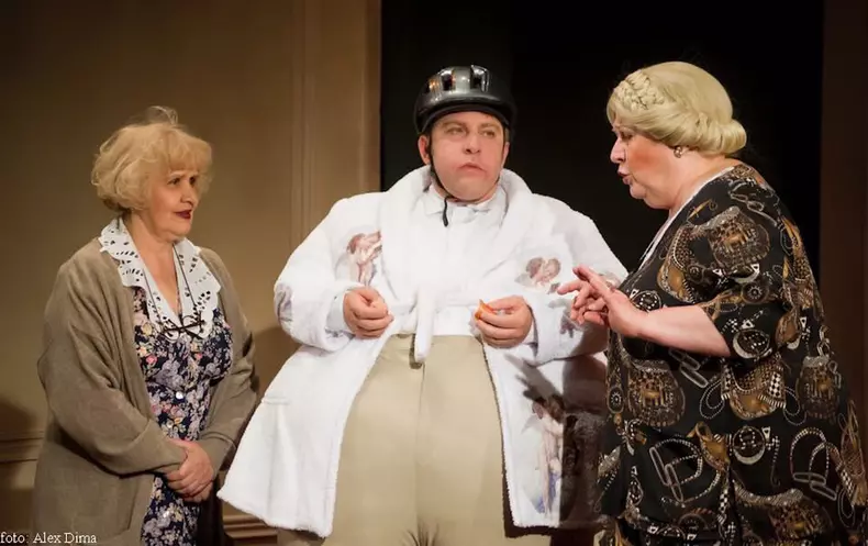 Pavel Bartos in Natura moarta cu nepot obez