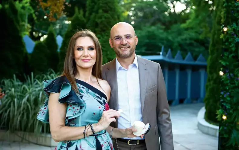 romanita-iovan-si-iulian-gogan-s-au-logodit-4