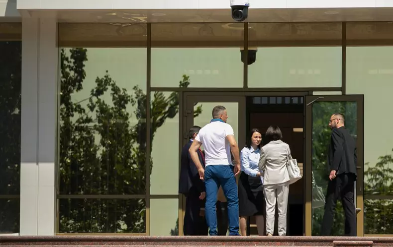 maia sandu parlament (1)