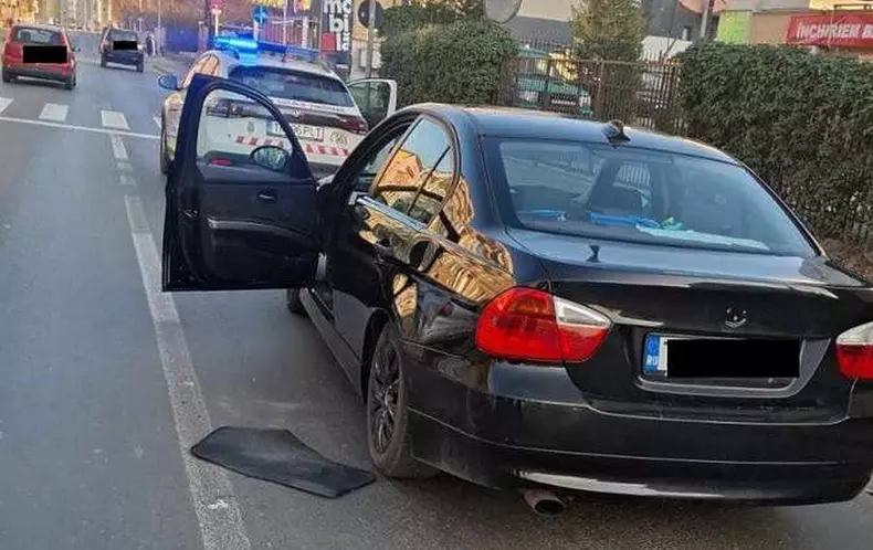 Șofer de BMW prins băut și rănit la volan în Timișoara, după ce i s-a oprit mașina în mijlocul străzii 5