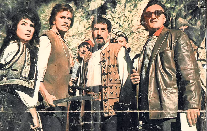 10-2---poza-mare-Marga-Barbu_-Florin-Piersic_-Jean-Constantin_-Toma-Caragiu_-Dinu-Cocea.jpg