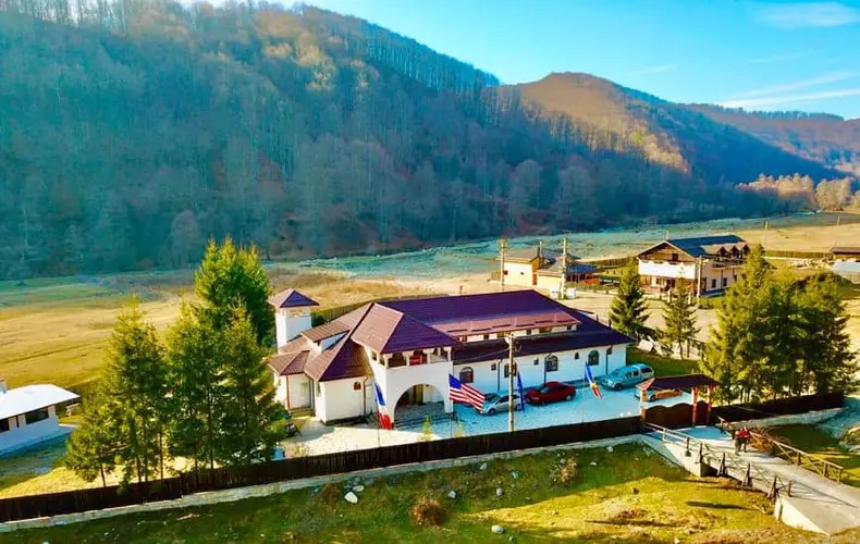 pensiune-monica-anghel-5