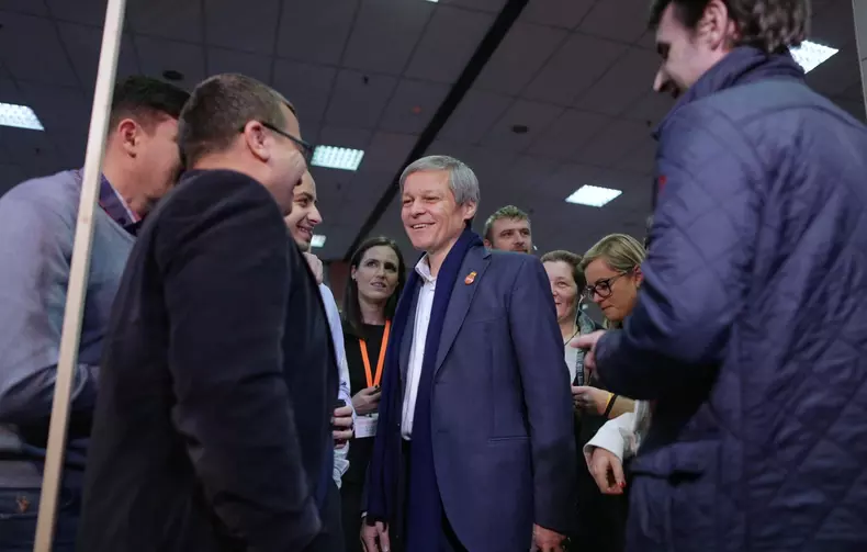 51103730_1268399183285104_1353504453084315648_n