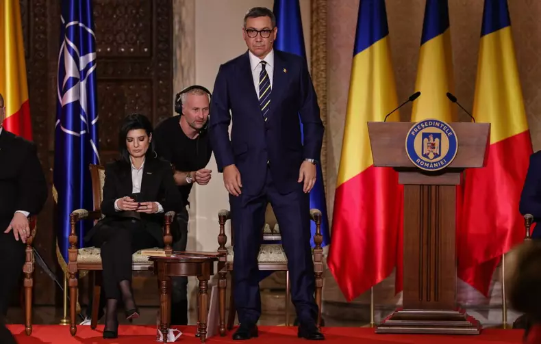 victor-ponta-cablat-dezbatere-electorala-tvr-29-aprilie-2025
