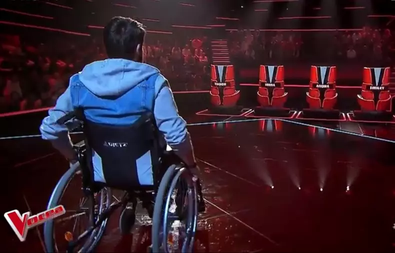 vocea romaniei scaun cu rotile