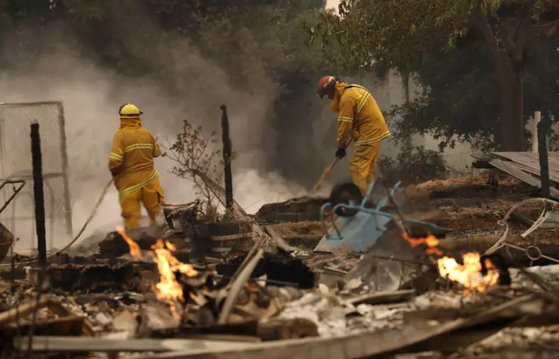 Incendii devastatoare în California