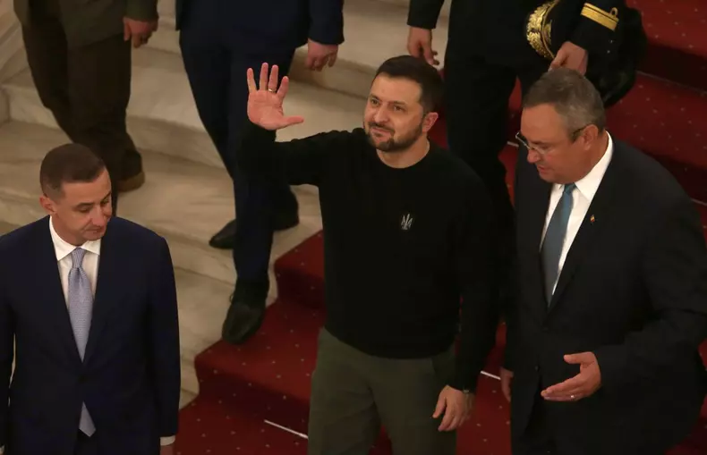 zelenski-ciuca-simonis-b