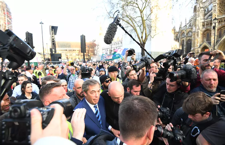 Pro-Brexit supporters rally in London
