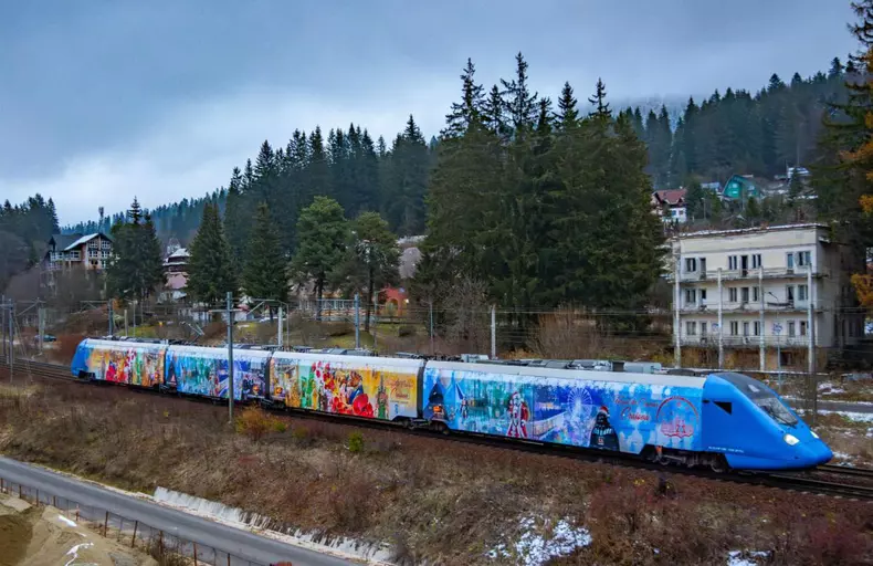 tren-targ-craciun-craiova1-facebook-lia-olguta-vasilescu