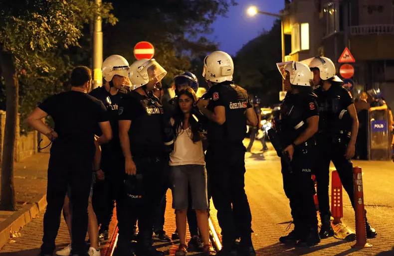 Proteste violente în Turcia (3)