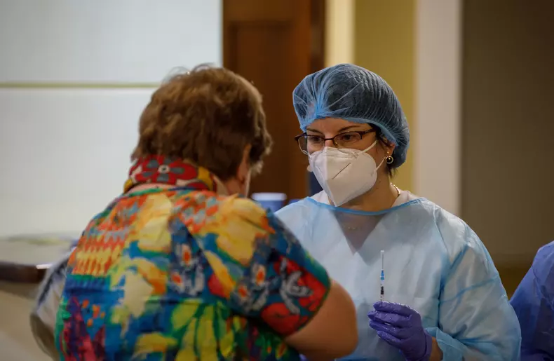 vaccinare filarmonica sibiu vlad chirea