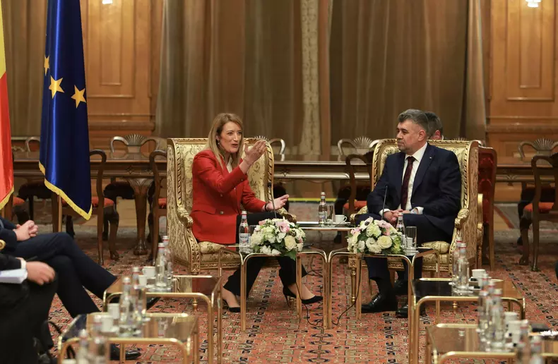 3204430346864632131272954378475628519183161n