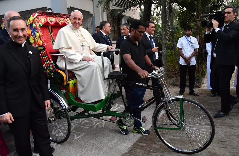 Pope Francis visits Bangladesh