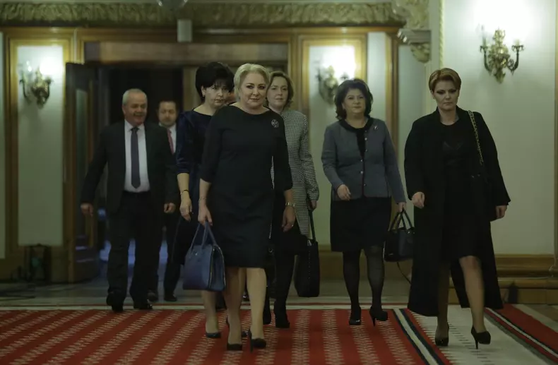 20190203125343_IMG_8150-01