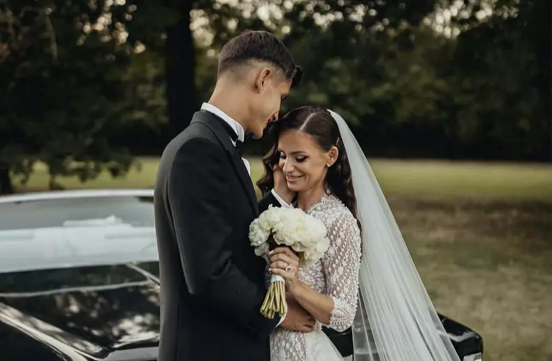 corina nastase e insarcinata