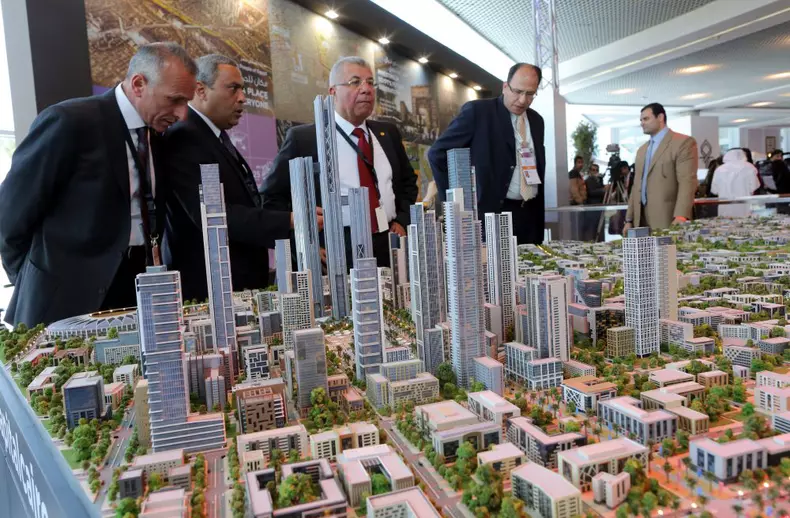 Egypt to build new capital outside Cairo