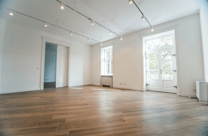 Screenshot 2025-11-04 at 16-42-46 Timișoara Timiş - Proprietăți de lux de vânzare