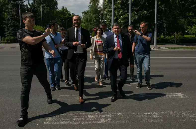 maia sandu parlament (7)