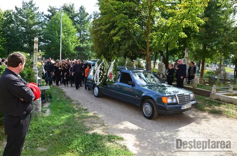 RZV_1710.jpg
