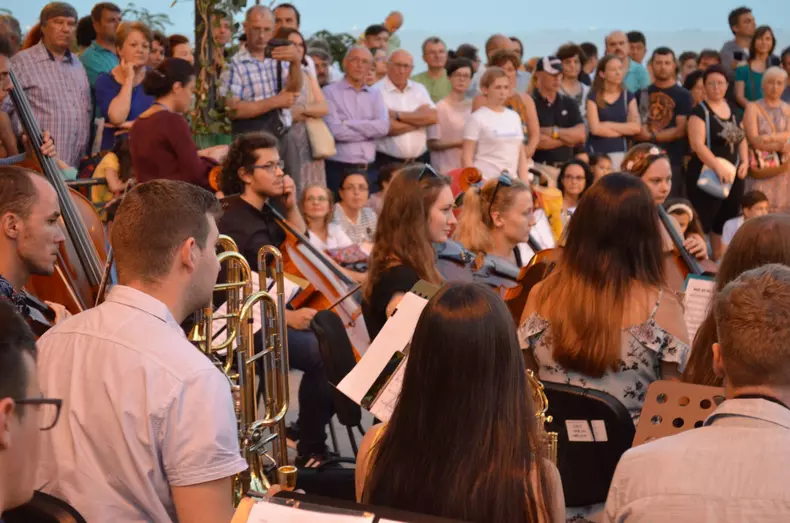 Sunset Sea-mphony, seara 1 (6)