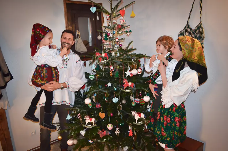 Nicolai Tand si familia lui