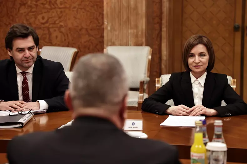 1677164956originalimage005resize