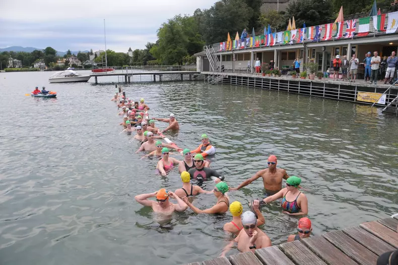 2_Start_Einzelschwimmer_in_Rapperswil
