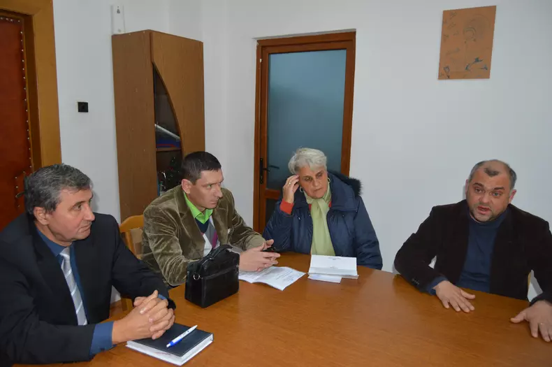 intalnire CJ Vaslui (in dreapta imaginii Ciprian Trifan, vicepresedinte CJ)