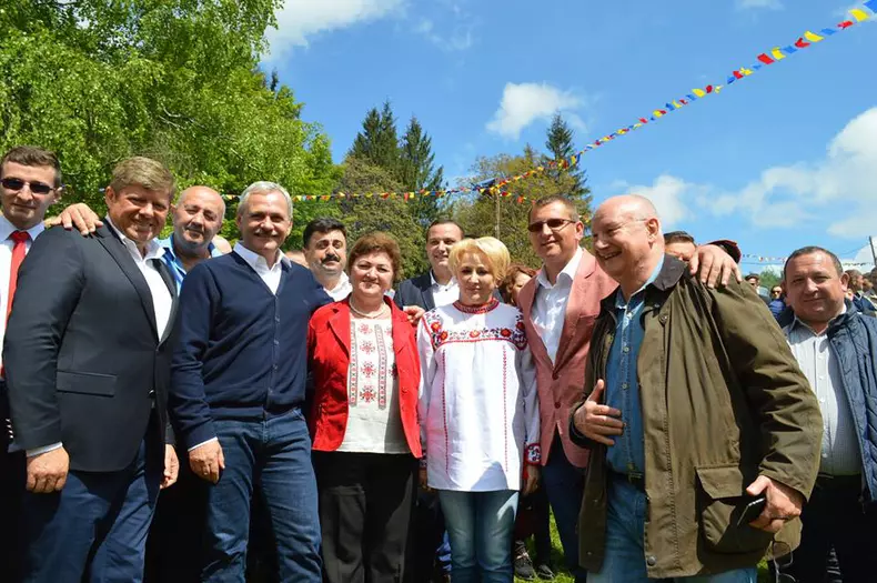 13102793_1106438096065820_7560170014136780377_n