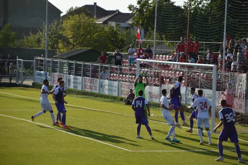 41658988_703956219971141_434585930838310912_n