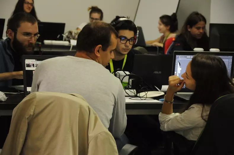 Primarul Robert Negoiță este personaj de joc pe calculator