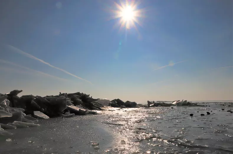 Câteva zeci de metri în largul lacului Razim