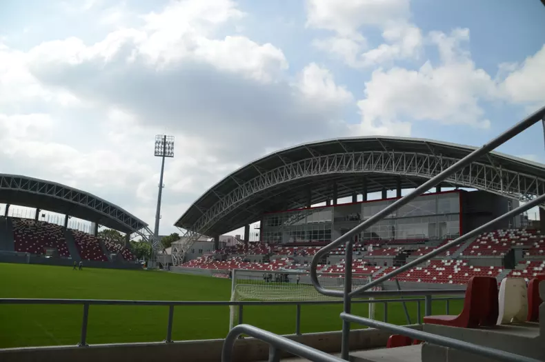 tribuna 1