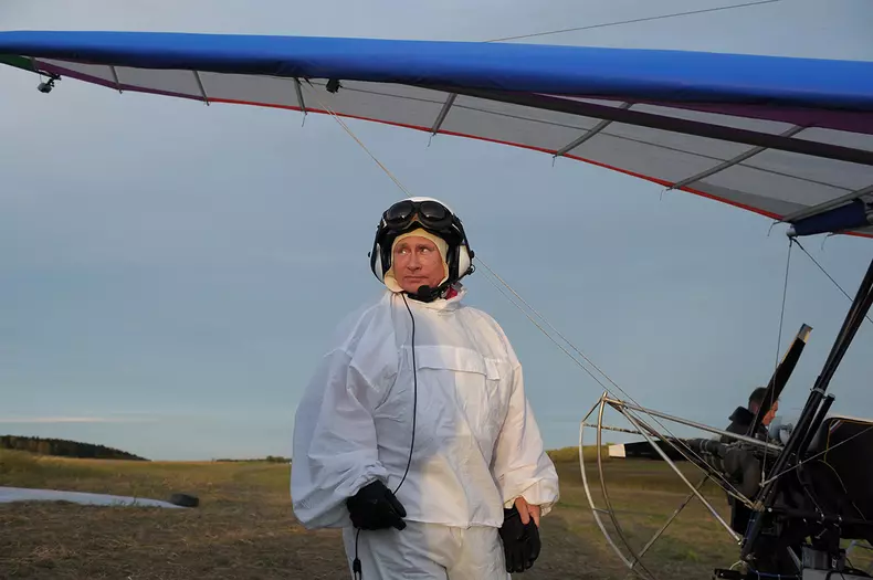 Vladimir Putin takes part in an environmental project "Flight of Hope"