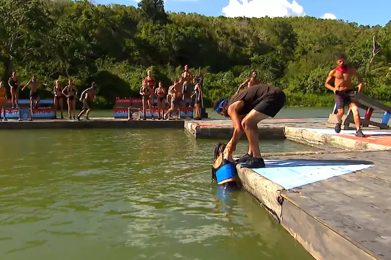 alina-radi-a-lesinat-la-survivor-6