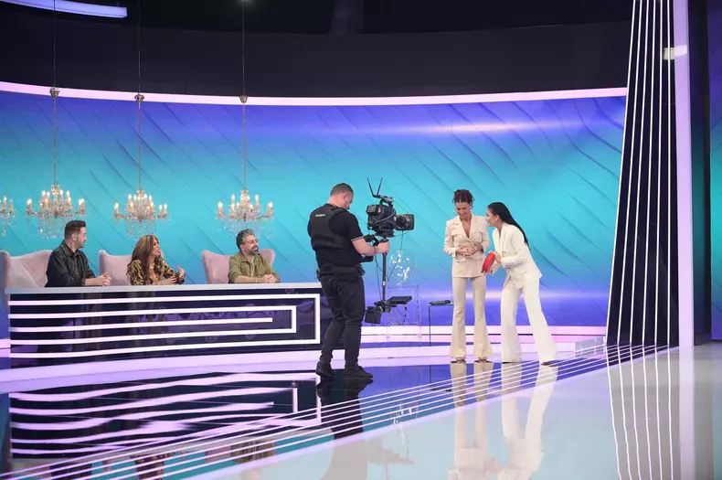 andreea-mantea-a-ajuns-fata-in-fata-cu-juratii-la-bravo-ai-stil-3