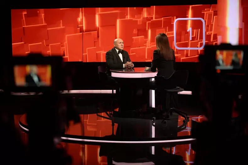 marcel-pavel-la-40-de-intrebari-cu-denise-rifaikanal-d-2