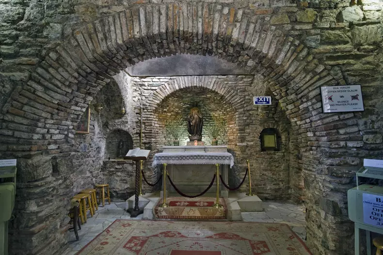 İzmir Efes House of Virgin Mary 4