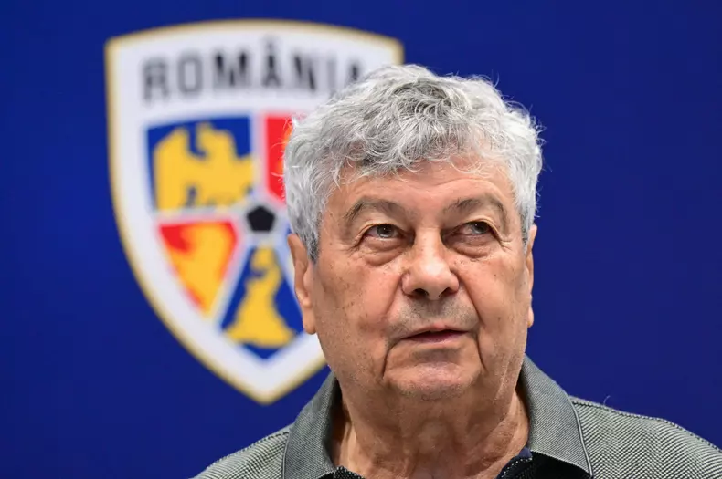 FBL-ROMANIA-NATIONAL-TEAM-COACH-PRESSER